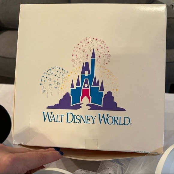 Vintage Walt Disney World Retired Bride And Groom Ears Top Hat &Box Mickey Mouse main image 4